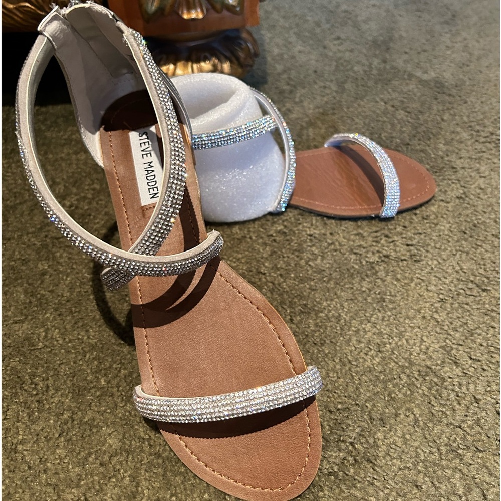 Steve Madden sandels